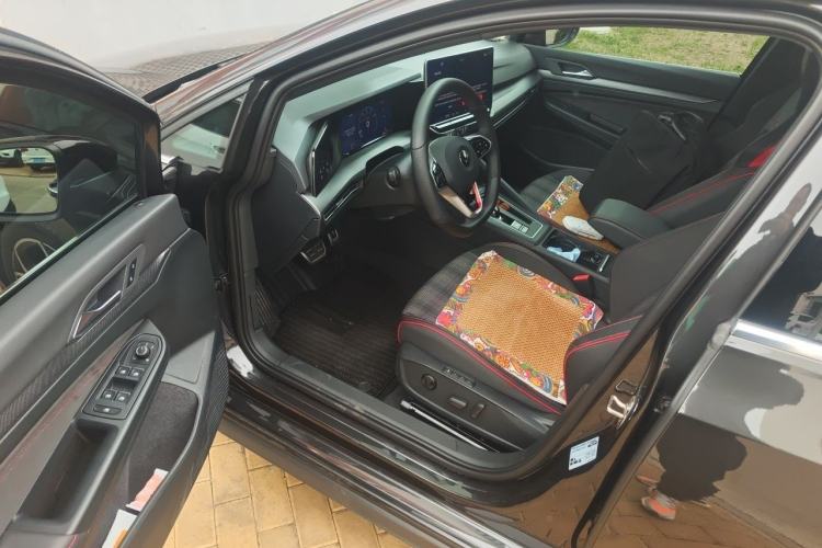 Used Volkswagen Golf GTI 2025 380TSI DSG GTI Interior 3