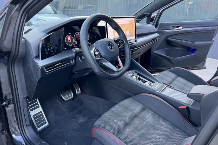 Used Volkswagen Golf GTI 2025 380TSI DSG GTI Interior 3