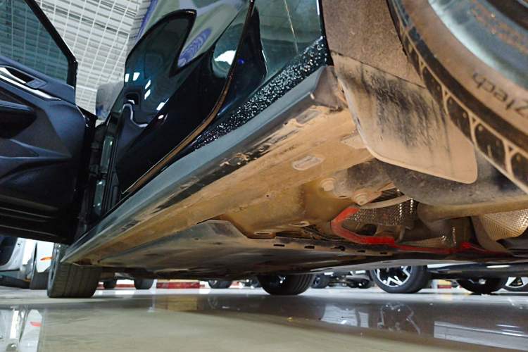 Used Volkswagen Golf GTI 2025 380TSI DSG GTI Left Side Sill