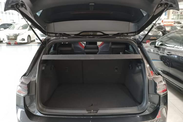 Used Volkswagen Golf GTI 2025 380TSI DSG GTI Trunk