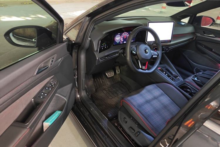Used Volkswagen Golf GTI 2025 380TSI DSG GTI Driver Seat
