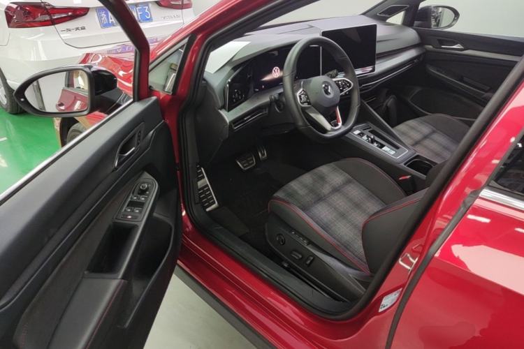 Used Volkswagen Golf GTI 2025 380TSI DSG GTI Driver Seat