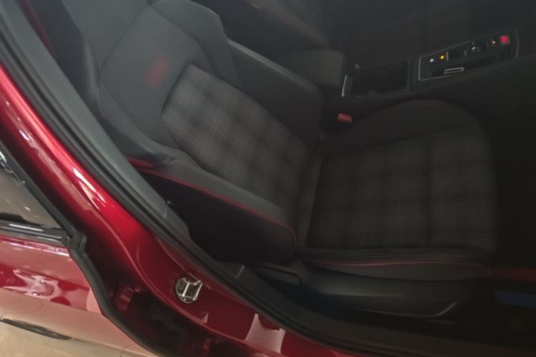Used Volkswagen Golf GTI 2025 380TSI DSG GTI Right Front Seat