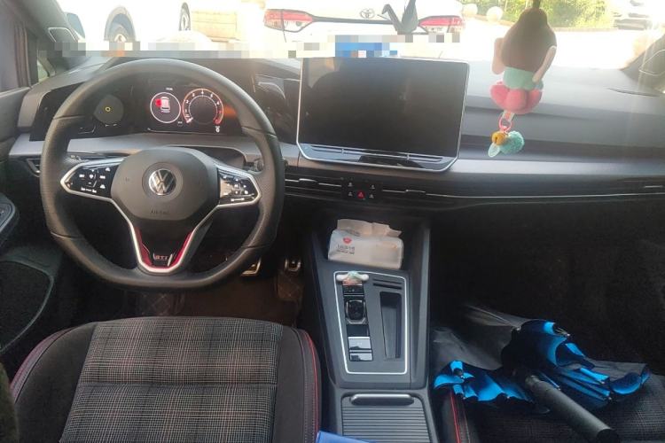 Used Volkswagen Golf GTI 2025 380TSI DSG GTI Center Console