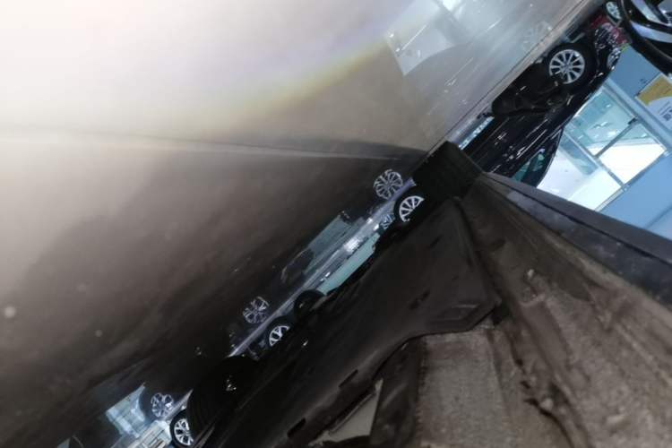 Used Volkswagen Golf GTI 2025 380TSI DSG GTI Left Side Sill