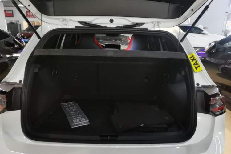 Used Volkswagen Golf GTI 2025 380TSI DSG GTI Trunk