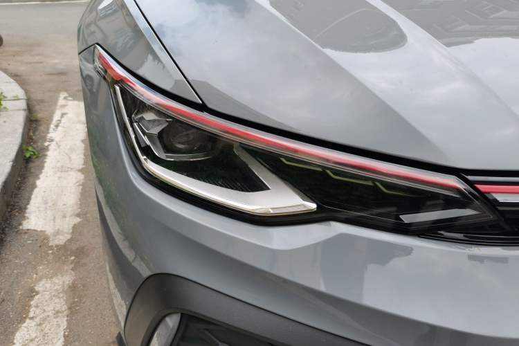 Used Volkswagen Golf GTI 2026 Model 380TSI DSG GTI Right Front Headlight