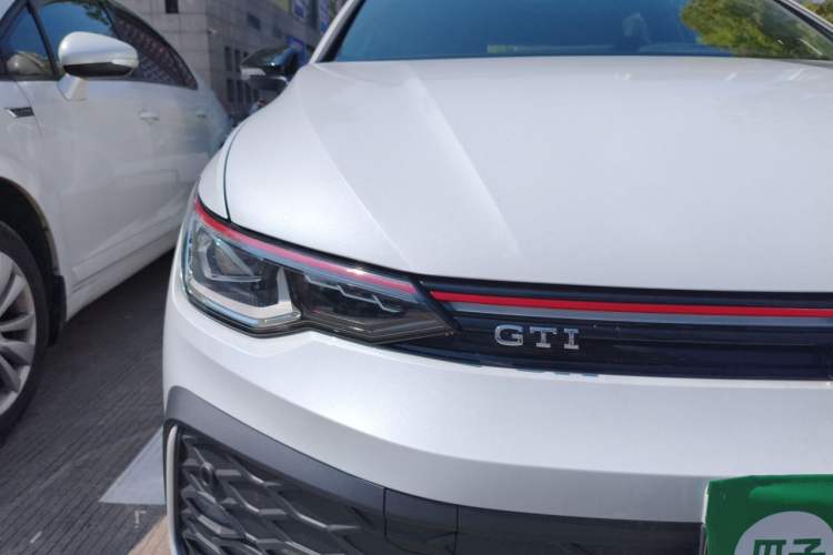 Used Volkswagen Golf GTI 2026 Model 380TSI DSG GTI Right Front Headlight