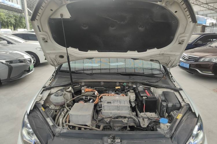 Used Volkswagen Golf New Energy 2018 e-Golf Engine Bay