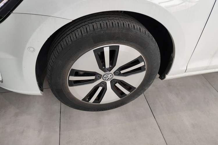 Used Volkswagen Golf New Energy 2018 e-Golf Left Front Wheel Hub