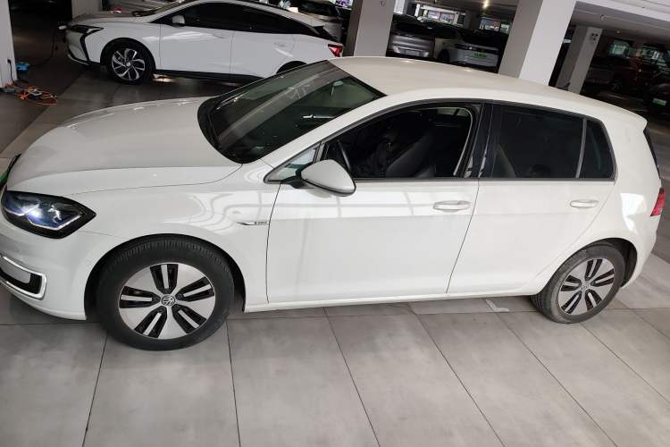 Used Volkswagen Golf New Energy 2018 e-Golf Left Side