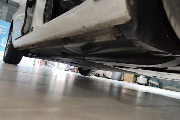 Used Volkswagen Golf New Energy 2018 e-Golf Right Side Sill