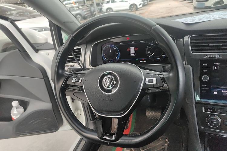 Used Volkswagen Golf New Energy 2018 e-Golf Steering Wheel