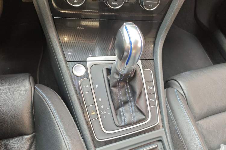 Used Volkswagen Golf New Energy 2015 GTE model Gear Lever