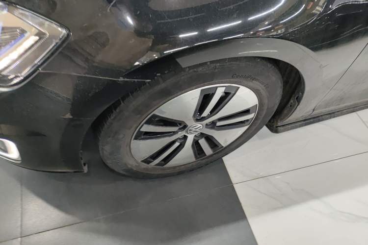 Used Volkswagen Golf New Energy 2018 e-Golf Left Front Wheel Hub