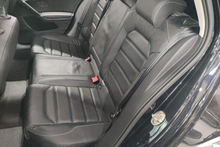 Used Volkswagen Golf New Energy 2018 e-Golf Left Rear Seat