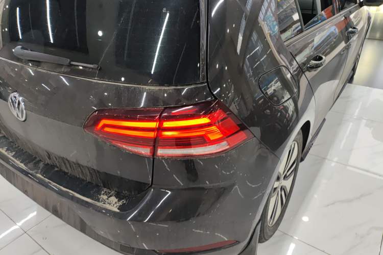 Used Volkswagen Golf New Energy 2018 e-Golf Right Rear Taillight