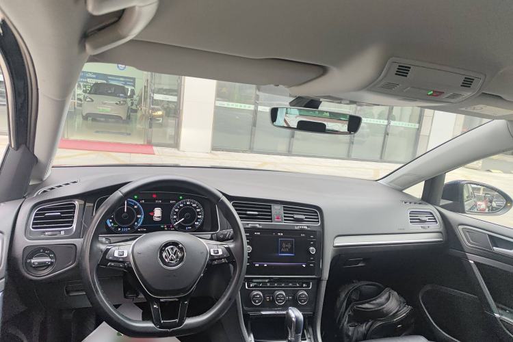 Used Volkswagen Golf New Energy 2018 e-Golf Center Console