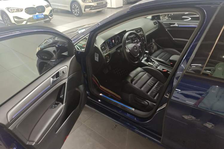 Used Volkswagen Golf New Energy 2018 e-Golf Driver Seat