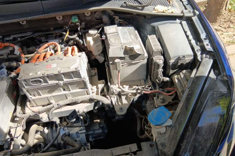Used Volkswagen Golf New Energy 2018 e-Golf Engine Bay Left
