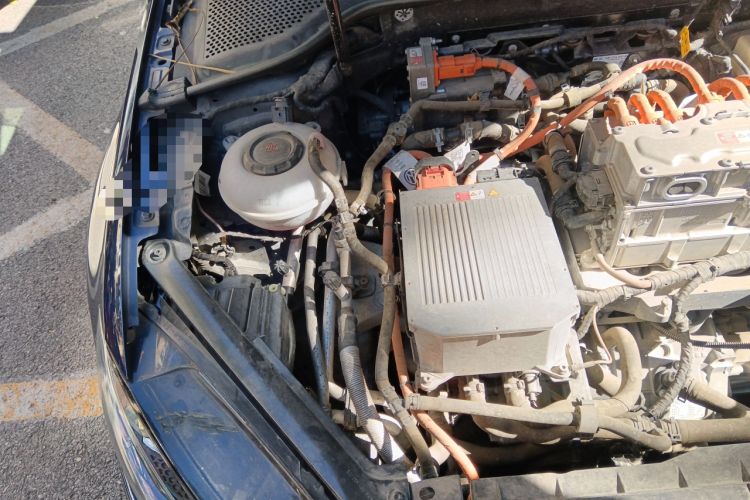 Used Volkswagen Golf New Energy 2018 e-Golf Engine Bay Right