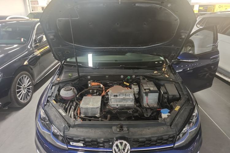Used Volkswagen Golf New Energy 2018 e-Golf Engine Bay