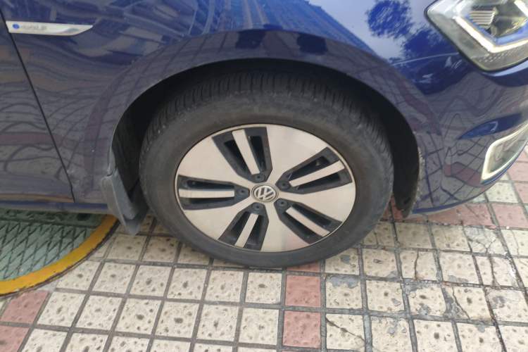 Used Volkswagen Golf New Energy 2018 e-Golf Exterior 7