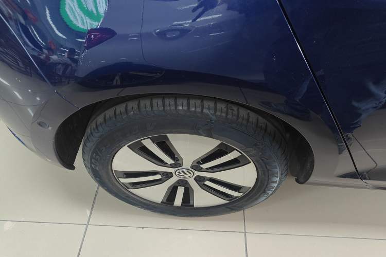 Used Volkswagen Golf New Energy 2018 e-Golf Exterior 8