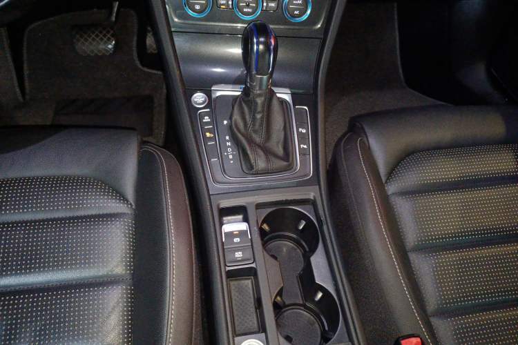 Used Volkswagen Golf New Energy 2018 e-Golf Gear Lever