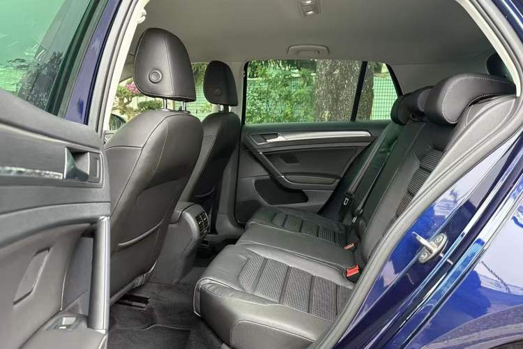 Used Volkswagen Golf New Energy 2018 e-Golf Interior 4