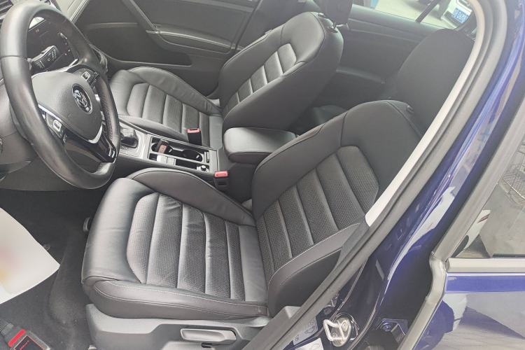 Used Volkswagen Golf New Energy 2018 e-Golf Left Front Seat