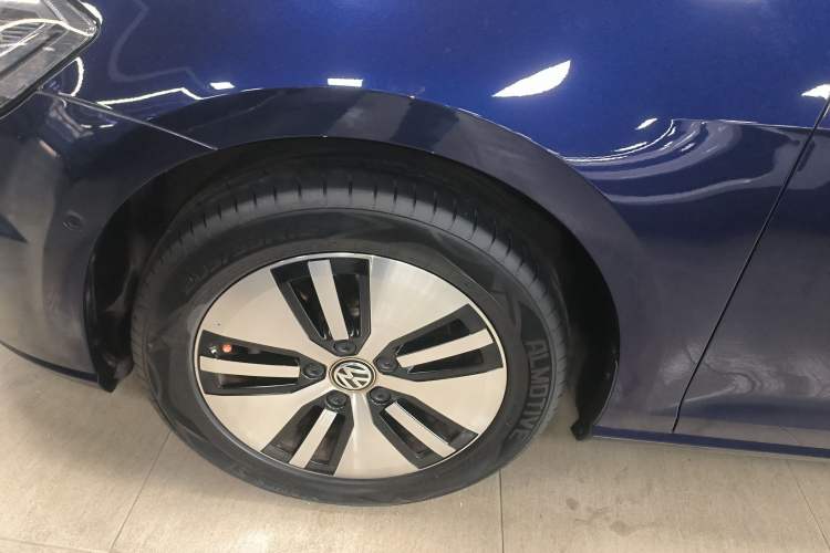 Used Volkswagen Golf New Energy 2018 e-Golf Left Front Wheel Hub