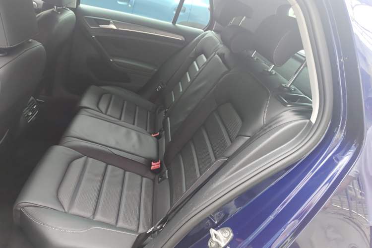 Used Volkswagen Golf New Energy 2018 e-Golf Left Rear Seat