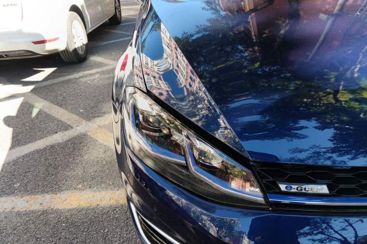 Used Volkswagen Golf New Energy 2018 e-Golf Right Front Headlight