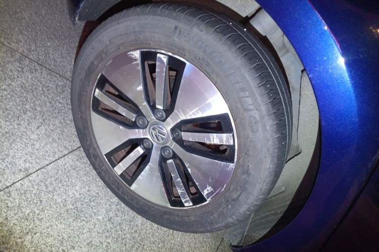 Used Volkswagen Golf New Energy 2018 e-Golf Right Rear Wheel Hub