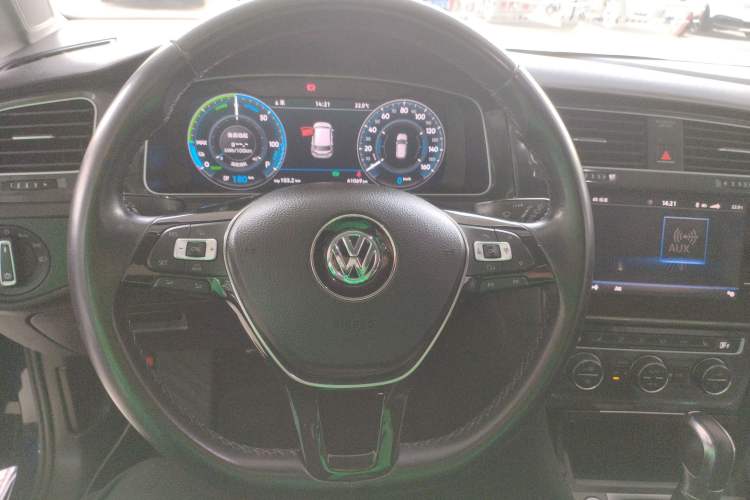 Used Volkswagen Golf New Energy 2018 e-Golf Steering Wheel