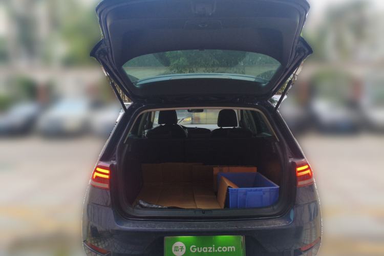 Used Volkswagen Golf New Energy 2018 e-Golf Trunk