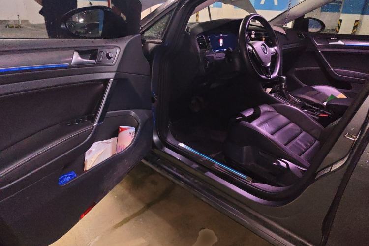 Used Volkswagen Golf New Energy 2018 e-Golf Driver Seat