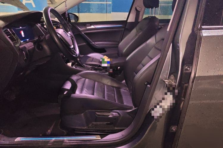 Used Volkswagen Golf New Energy 2018 e-Golf Left Front Seat