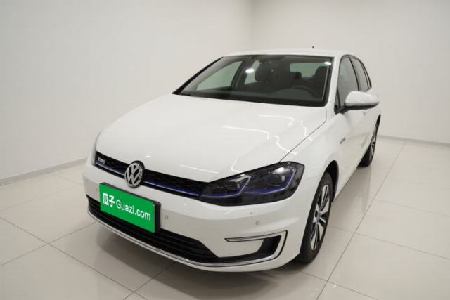 Ojetý Volkswagen Golf New Energy 2018 e-Golf