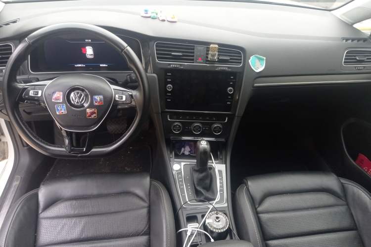Used Volkswagen Golf New Energy 2018 e-Golf Center Console