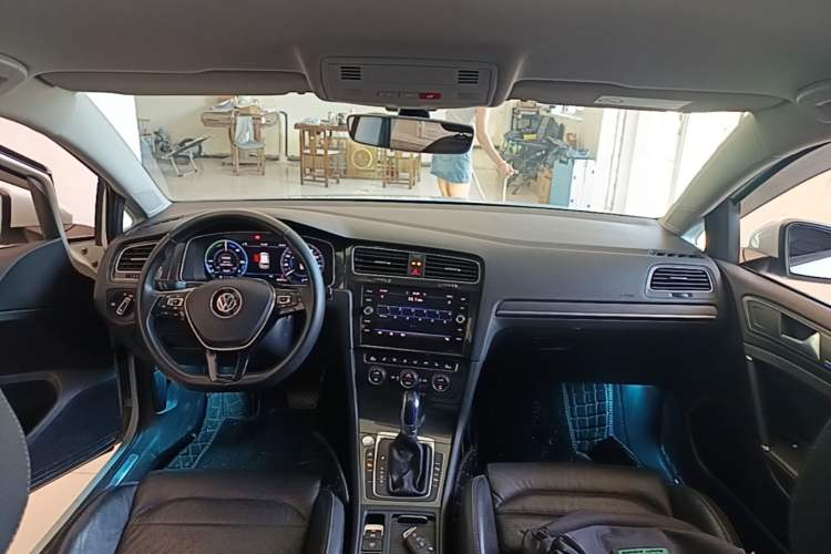 Used Volkswagen Golf New Energy 2018 e-Golf Center Console