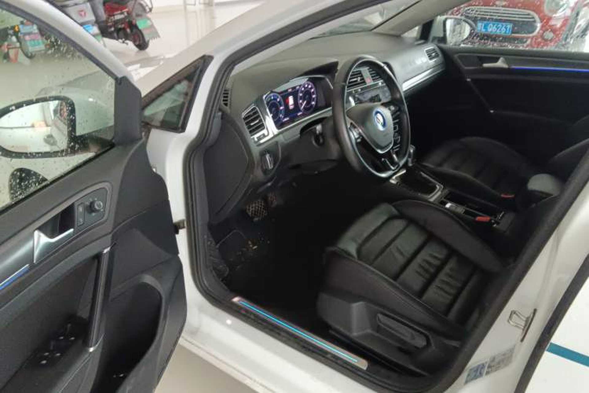 Used Volkswagen Golf New Energy 2018 e-Golf Driver Seat