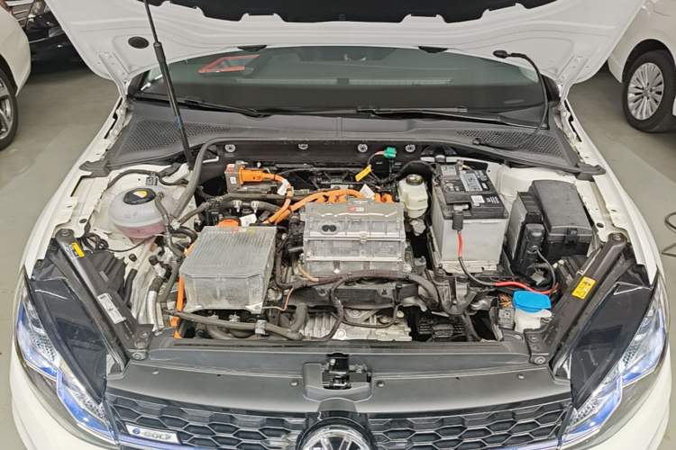 Used Volkswagen Golf New Energy 2018 e-Golf Engine Bay