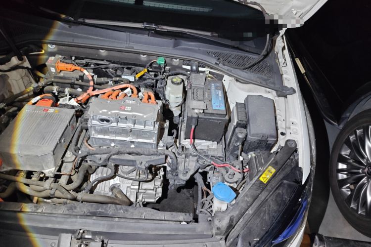 Used Volkswagen Golf New Energy 2018 e-Golf Engine Bay Left