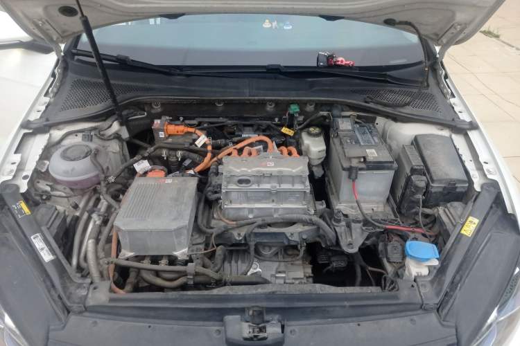 Used Volkswagen Golf New Energy 2018 e-Golf Engine Bay