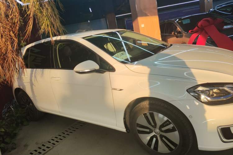 Used Volkswagen Golf New Energy 2018 e-Golf Exterior 2