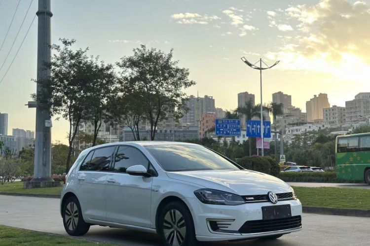 Used Volkswagen Golf New Energy 2018 e-Golf Exterior 4