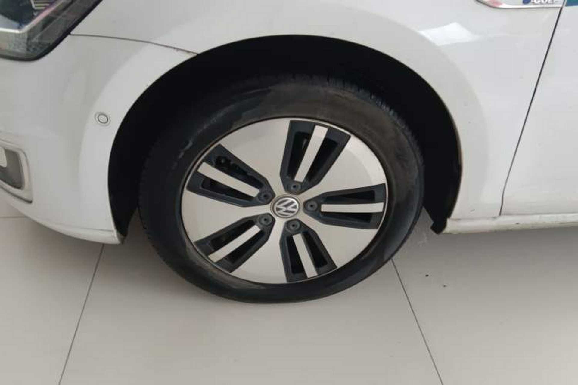 Used Volkswagen Golf New Energy 2018 e-Golf Exterior 4