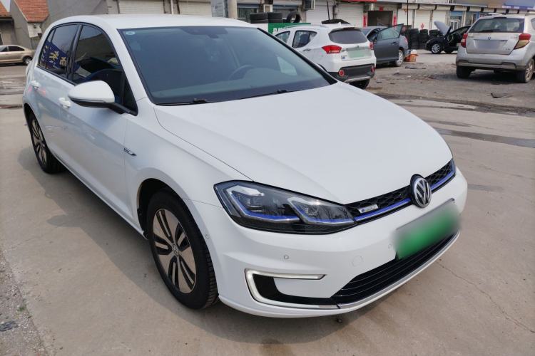 Used Volkswagen Golf New Energy 2018 e-Golf Front Right 45 Deg